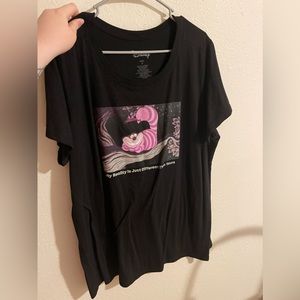 Torrid Alice in wonderland Cheshire the cat t shirt